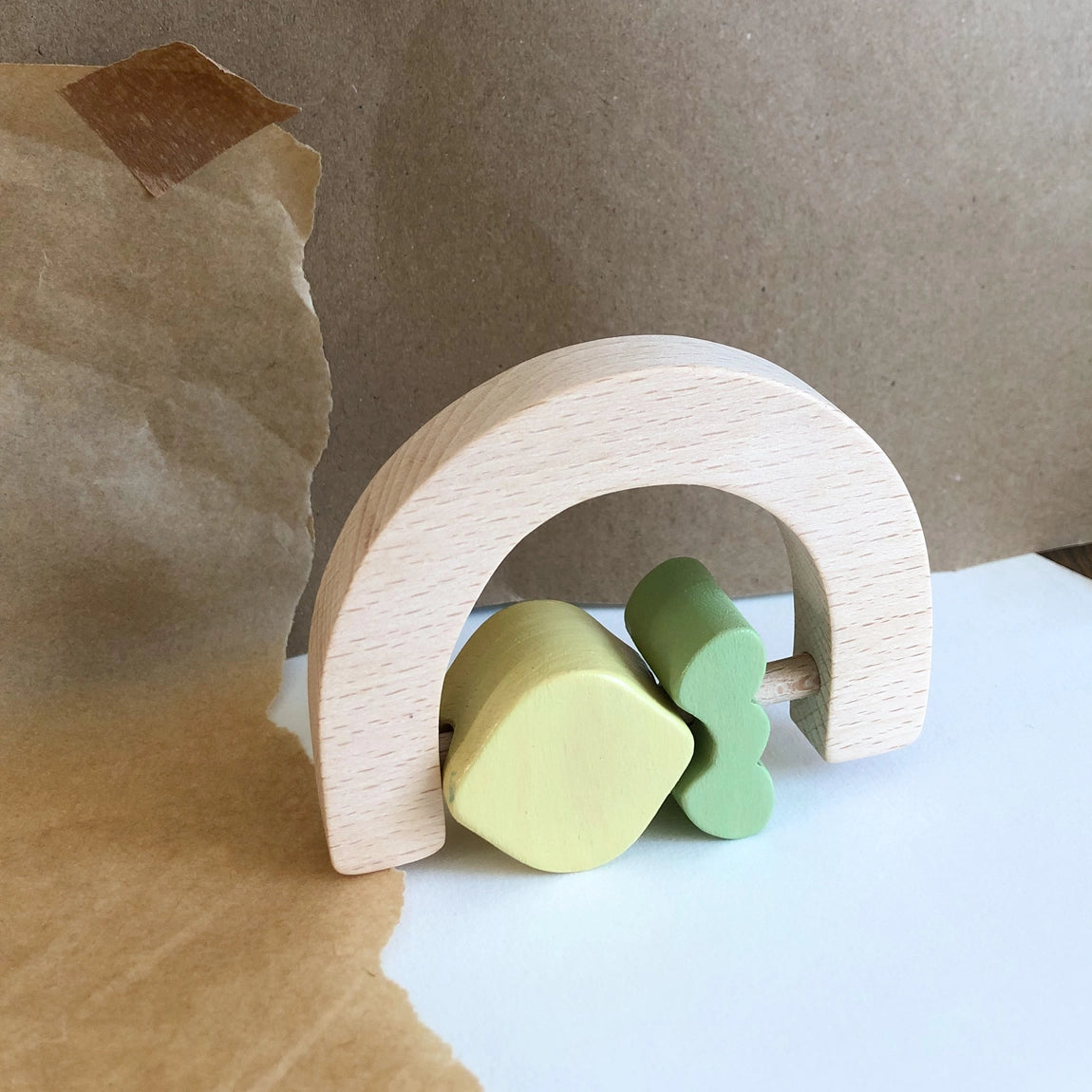 Montessori sensory rattle lemon toy