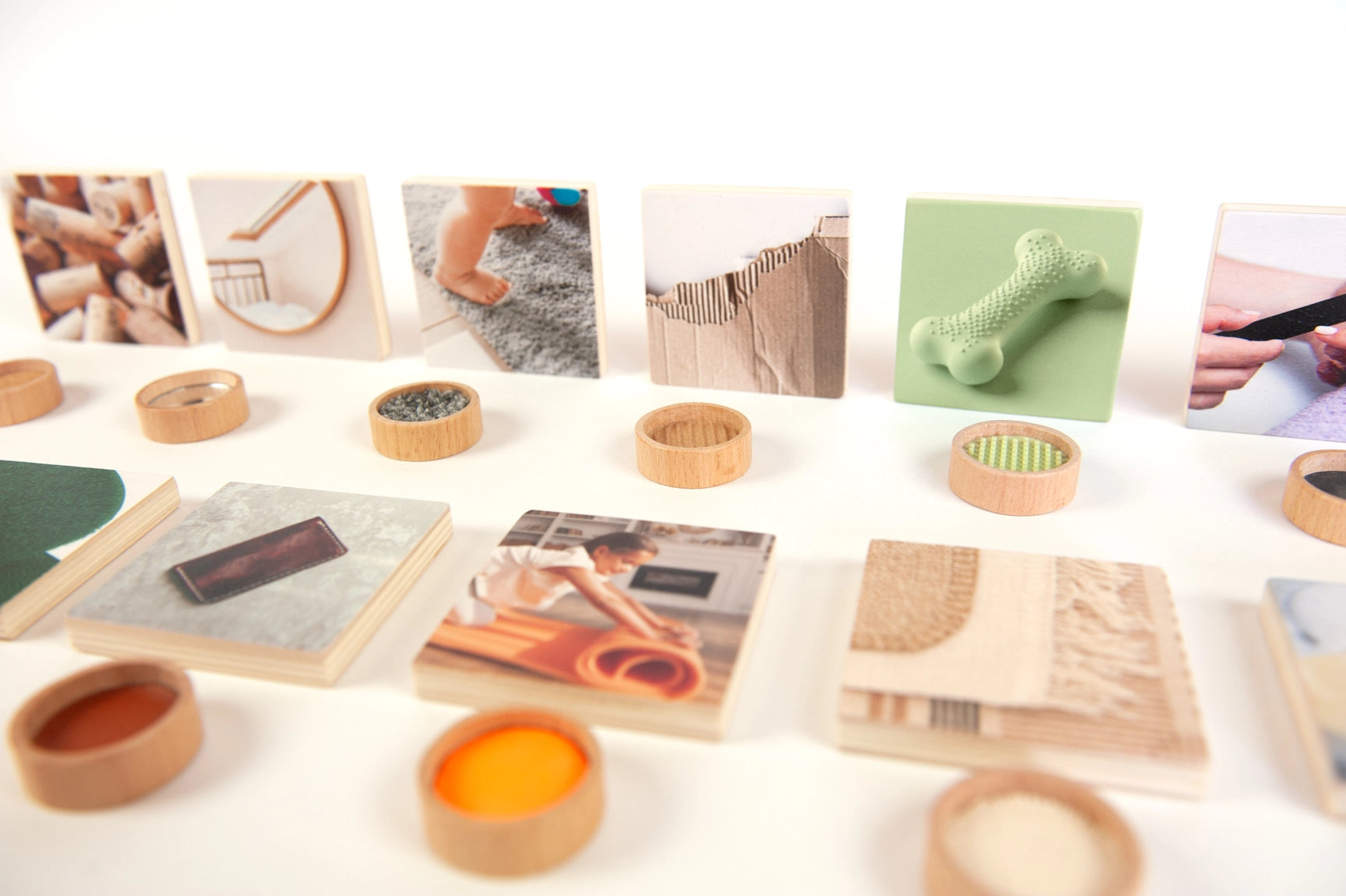 Real photo flashcards for early learning