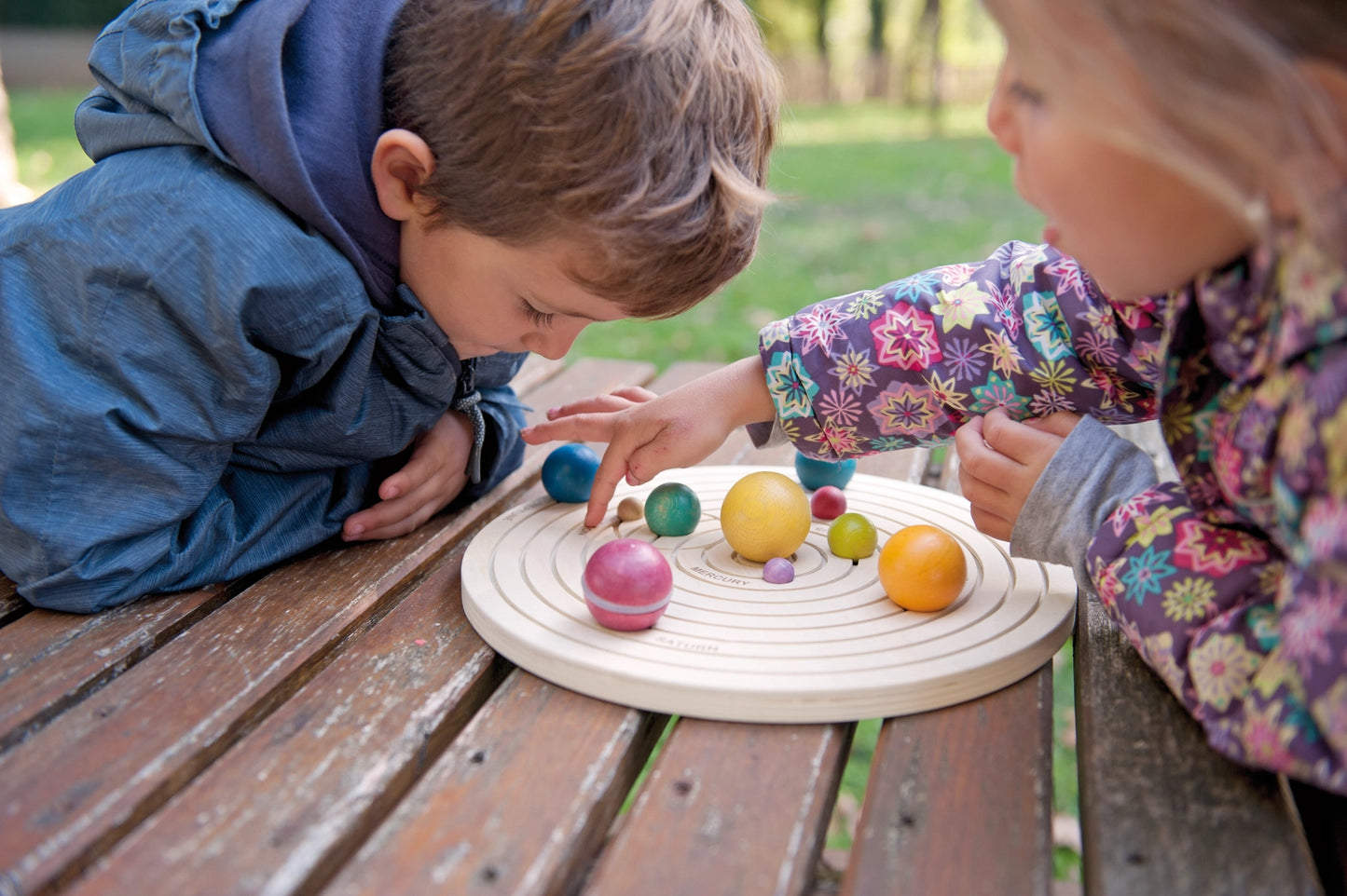 Space themed puzzle for early learning