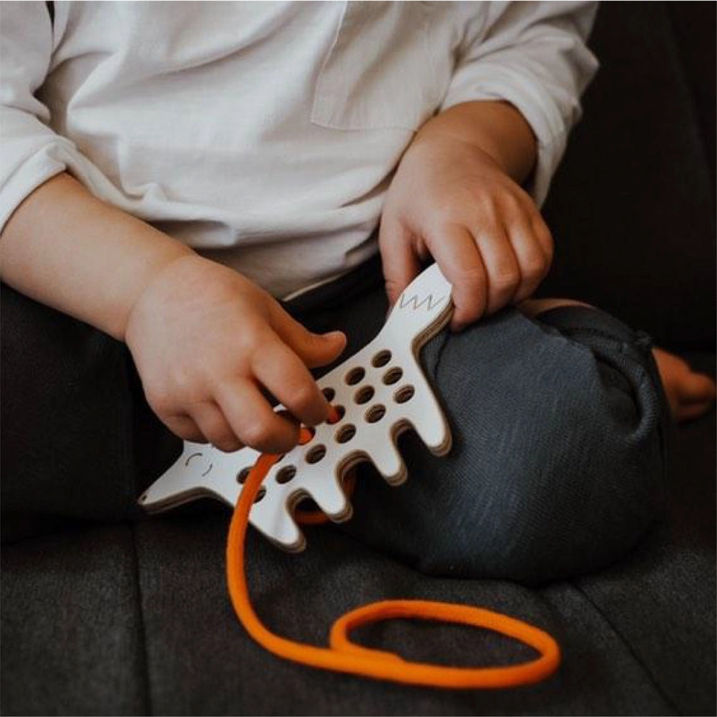 Wooden fox lacing toy for children learning threading skills concentration and dexterity
